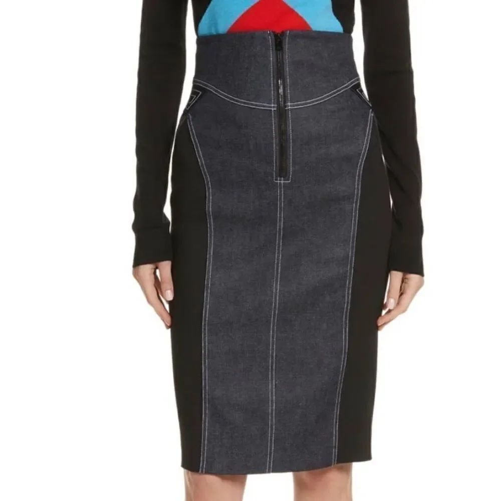 Diane Von Furstenberg InBan Design Band Zip Front Fitted Denim Jean Pencil Skirt